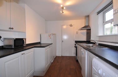 Mount Street, North Hill, Plymouth - Image 3